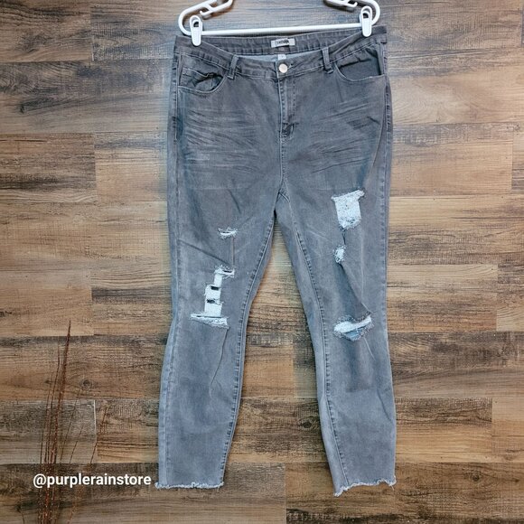 Refugee Jeans Size 18 Skinny High Rise Charcoal Wash Stretch Denim Raw Hem - Picture 1 of 10